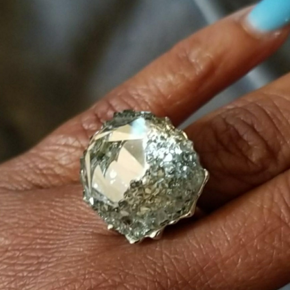Ring